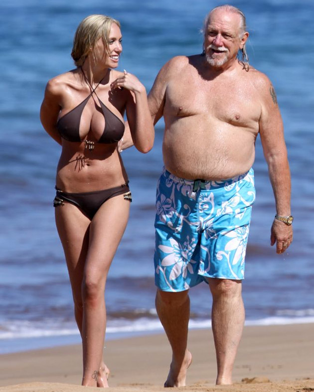 Cuplul soc care a atras toate privirile la plaja