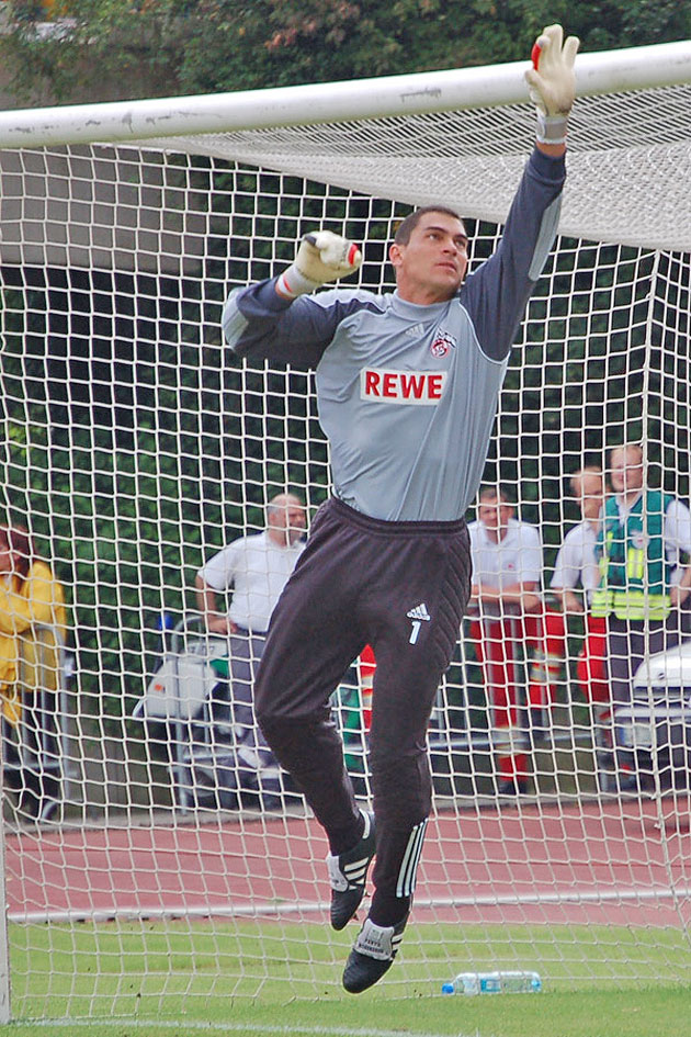 Faryd Mondragon l-a bătut pe Dino Zoff