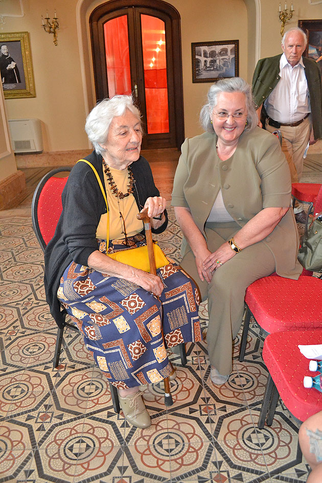 Familia Karolyi, extrem de încântată  de Carei