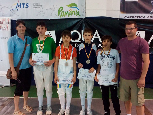 Floretă / Bronz şi la echipe