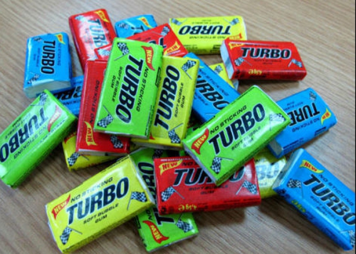 Guma care ne-a marcat copilăria s-a întors!