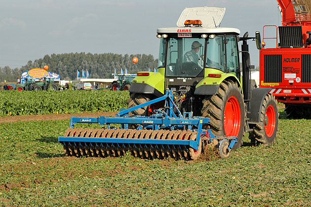 Agricultura sătmăreană se transformă  într-una performantă