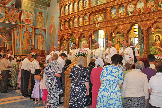 Biserici arhipline de Sfinţii Apostoli Petru şi Pavel