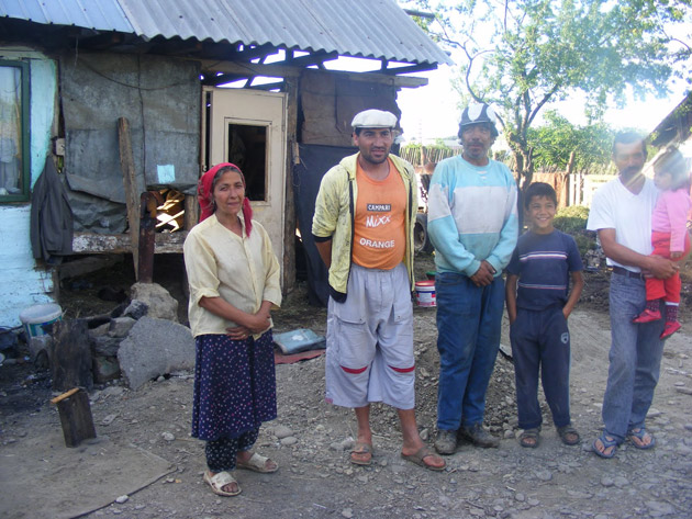 Romii din mediul rural ameninţă cu violenţe