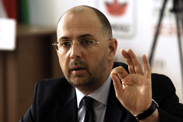 UDMR ia în calcul ieşirea de la guvernare