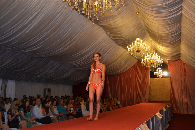 Seară spectaculoasă de modă la Dana 1