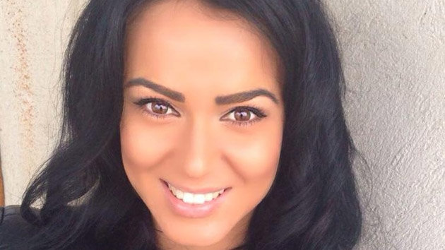 Cea mai SEXY doctoriţă din România