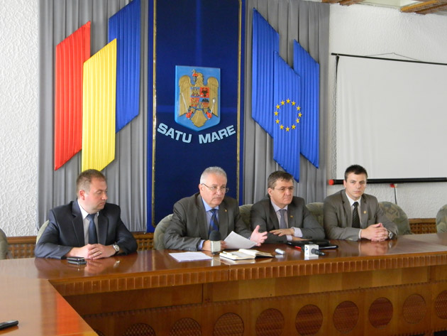 Zeci de microbuze şcolare pentru judeţul Satu Mare