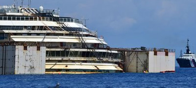 Operaţiunea fără precedent de ranfluare a pachebotului Costa Concordia a început