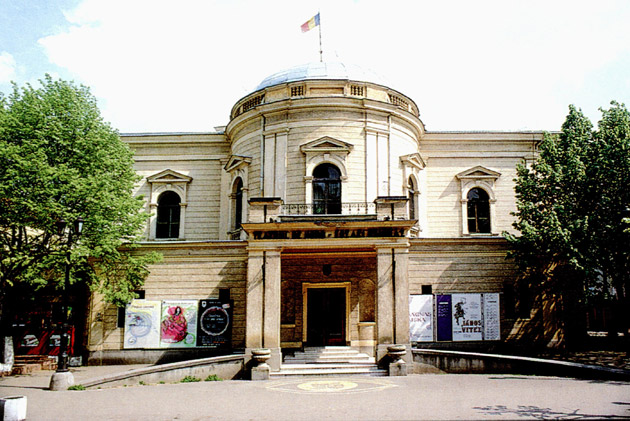 Primăria reia licitaţia pentru reabilitarea Teatrului de Nord