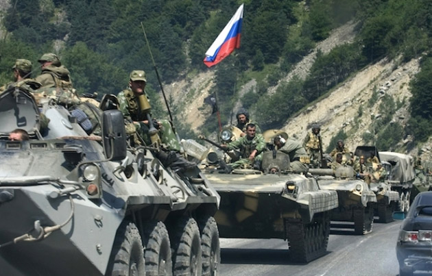 Rusia A SUPLIMENTAT efectivele militare la frontiera cu Ucraina: "Toate tipurile de armament sunt mobilizate în această zonă"