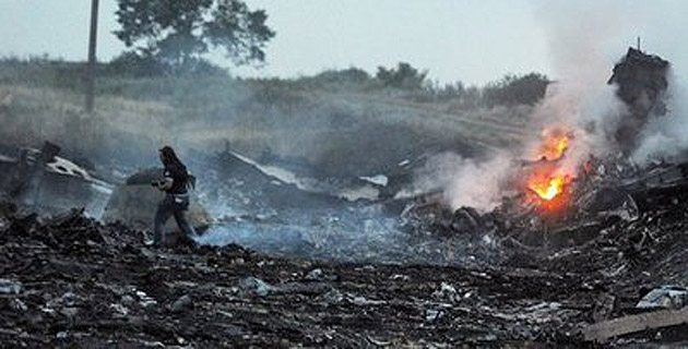 Separatiştii proruşi au predat Malaysiei cutiile negre ale avionului prăbuşit în Ucraina