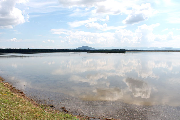 Ferma piscicolă de la Adrian, deschisă pescarilor
