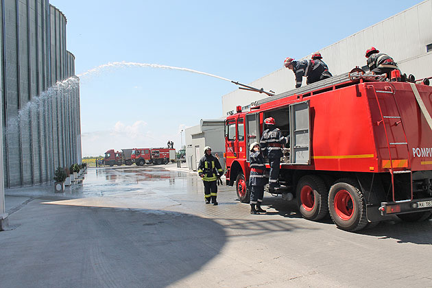 Incendiu de proporţii şi victime omeneşti  la Sam Mills
