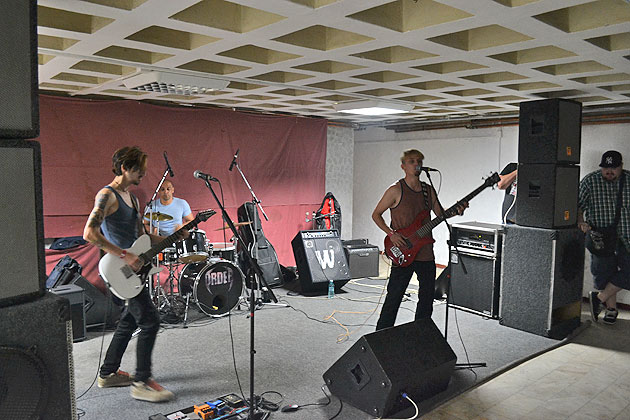 Concert exploziv de rock cu Order  şi prietenii