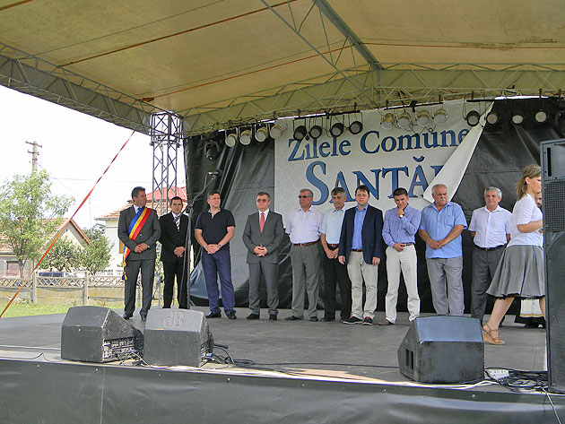 Spectacole şi voie bună la Zilele comunei Santău