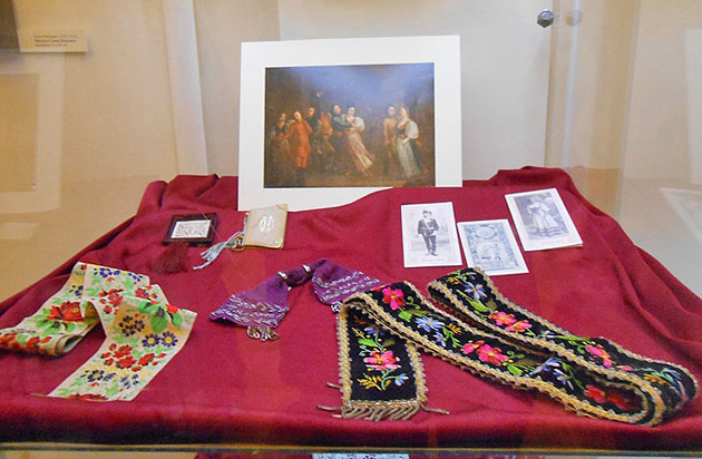 Expoziţie de veşminte şi podoabe săseşti la Carei