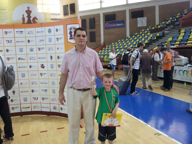 Şah / Sătmărenii au dominat Arad Open