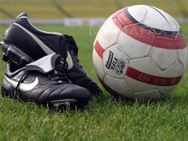 Un atacant camerunez a decedat în Algeria după ce a fost lovit de un obiect aruncat din tribune