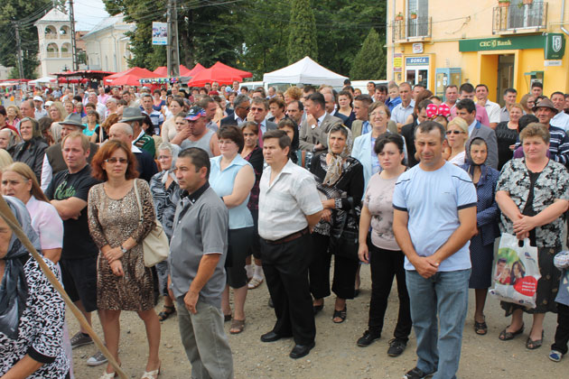 Festivalul Prunelor de la Medieşu Aurit, la a patra ediţie