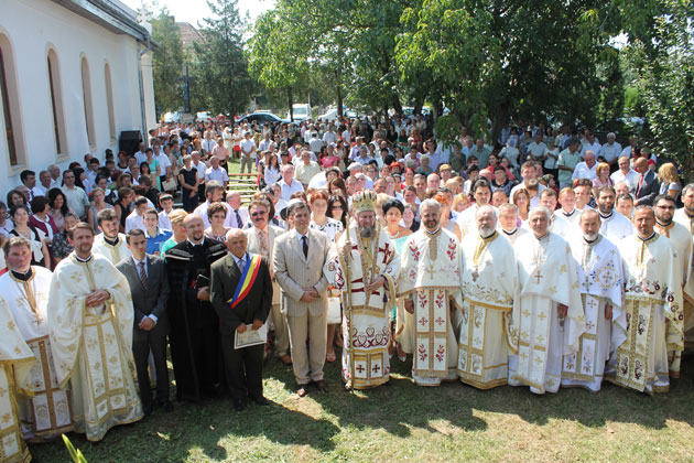 Liturghie Arhierească la Biserica “Sfântul Ilie” din Păuleşti