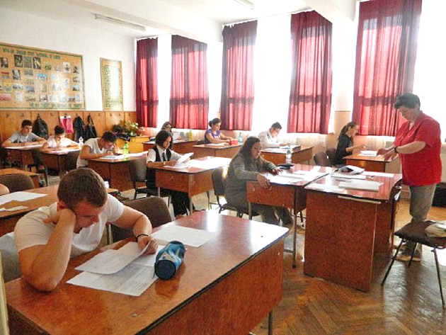 Aproape o mie de restanţieri pentru BAC-ul de toamnă