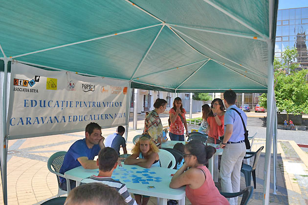 Activităţi interactive în cadrul Caravanei  “Educalternativa”