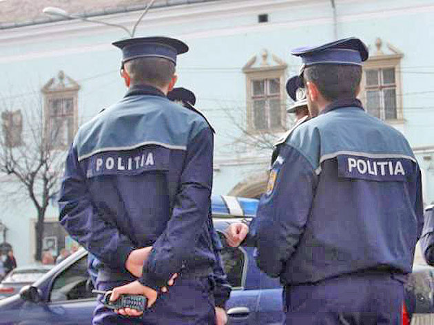 Poliţiştii careieni au reapărut pe străzi