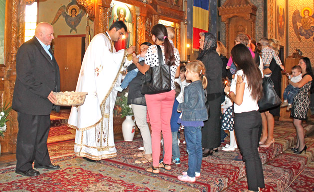 Biserici pline la sărbătoarea Tăierii Capului Sf. Ioan Botezătorul