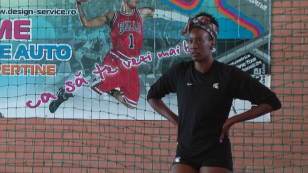 Zburova şi Mathews au sosit la CSM