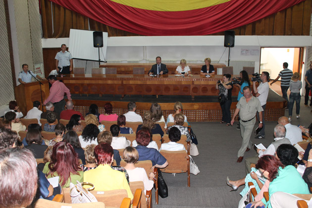 Directorii de şcoli, băgaţi în şedinţă de noua conducere a IŞJ