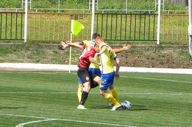 Alo! Batem și noi pe cineva?