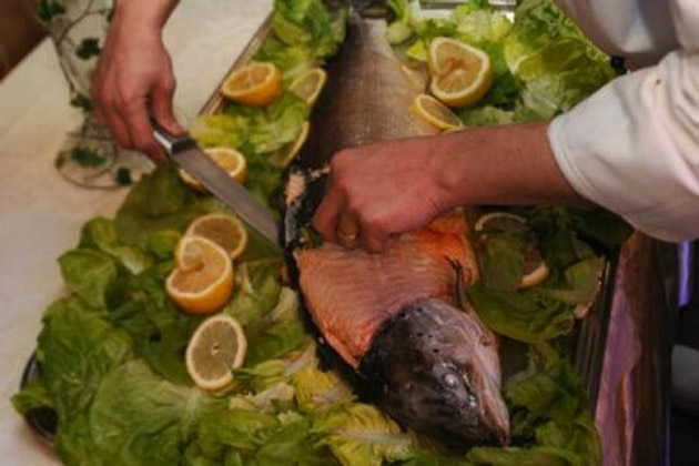 Consumul de pește de cel puțin două ori pe săptămână este benefic pentru auz