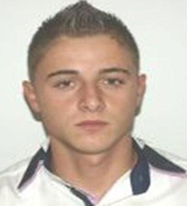 Tânăr căutat  de poliţişti