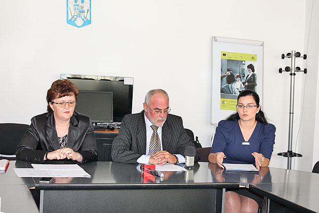 Absolvenţilor li se oferă aproape 600 de locuri de muncă