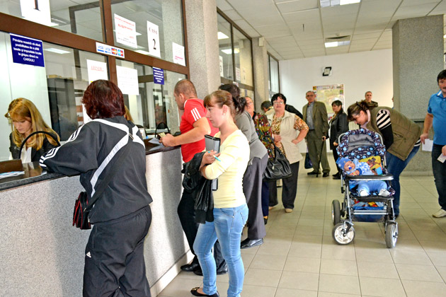 Sătmărenii s-au înghesuit la ghişeele DITL