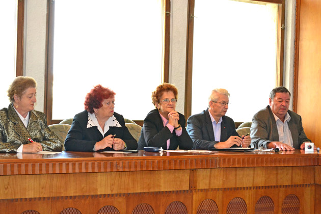 Activităţi multiple de Ziua Internaţională  a Persoanelor Vârstnice