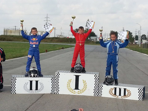 Karting Patru clasări pe podium ale piloţilor sătmăreni