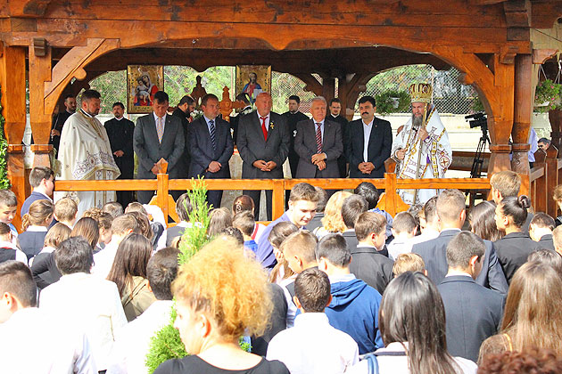 PS Iustin Sigheteanu a binecuvântat noul an şcolar la Liceul Ortodox