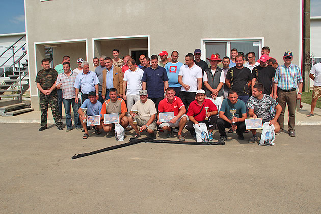 Aşi la pescuit, nu doar la stins incendii