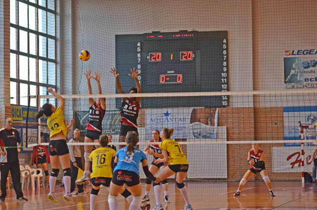 Meci spectaculos la sala Ecaterina Both