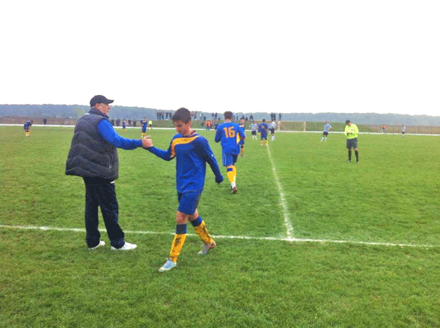 Le-au dat o căruță de goluri