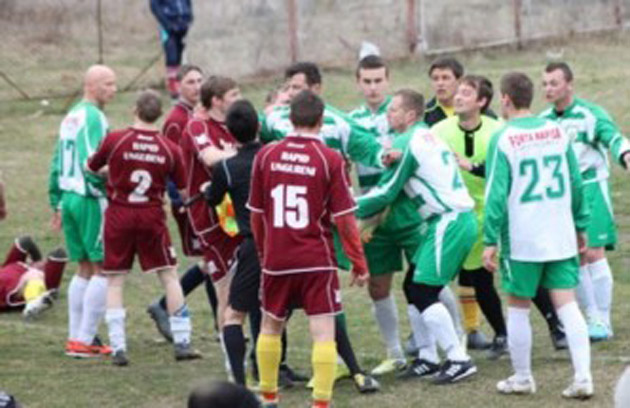 La Craidorolţ e periculos să arbitrezi!