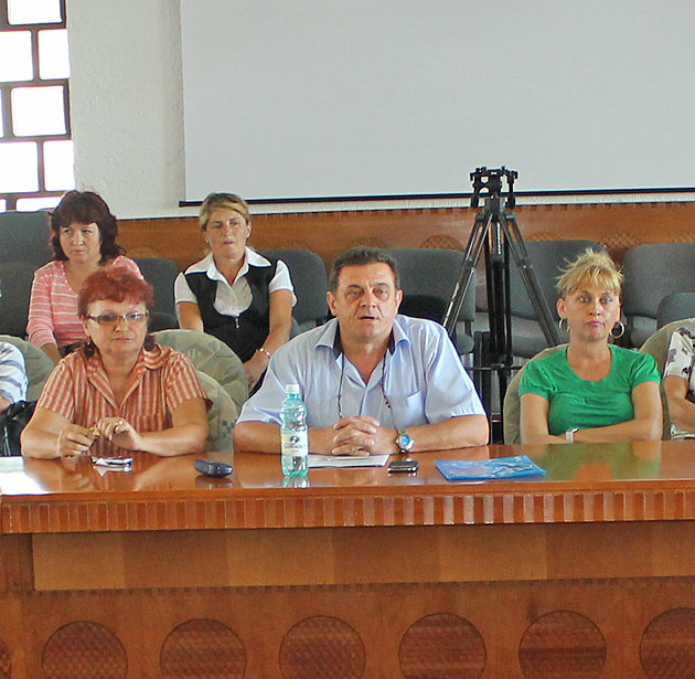 Salarii majorate pentru angajaţii din asistenţa socială