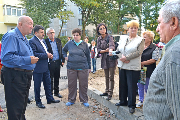 Cetăţenii de pe strada Botizului,  mulţumiţi de lucrările executate în zonă