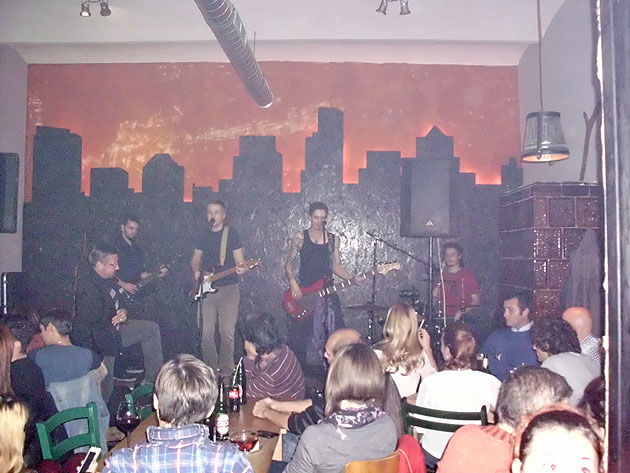 Concert extraordinar The Score Band la District 15