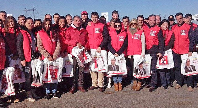 Echipele de campanie ale PSD, primite cu simpatie la Medieşu Aurit, Halmeu, Lucăceni şi Satu Mare