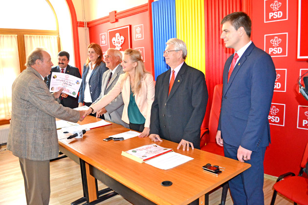 Pensionarii social democraţi, sărbătoriţi de Ziua Vârstnicilor