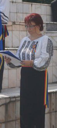 INCREDIBIL! Soţia preşedintelui PNL Carei face campanie pentru Ponta