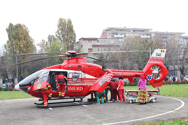 Bebeluş transportat  cu elicopterul la Oradea